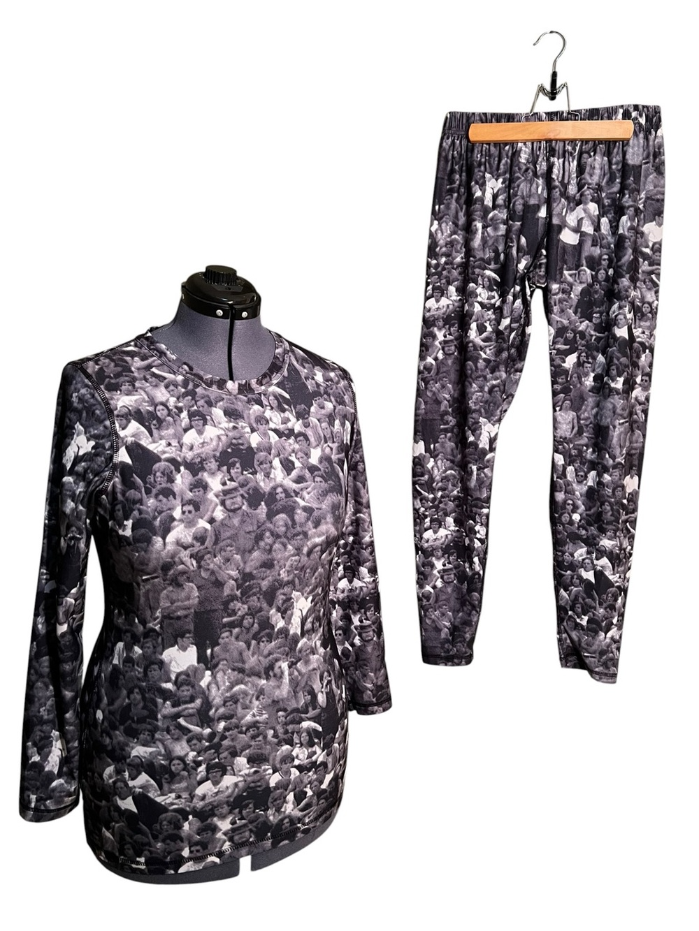 Burton Women's Size Medium/ Large Dry Ride‎ Base Layer Set Black White Graphic